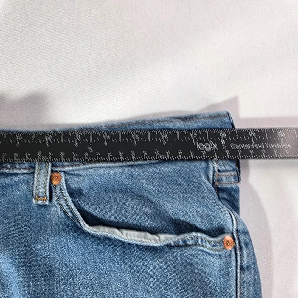 Levis 541 Athletic Taper Jeans Mens 36x28 Medium Wash Blue Denim BIG E